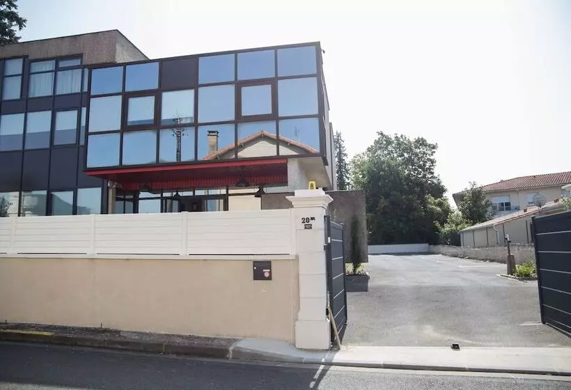 Appart Hôtel Chanzy / Angoulême