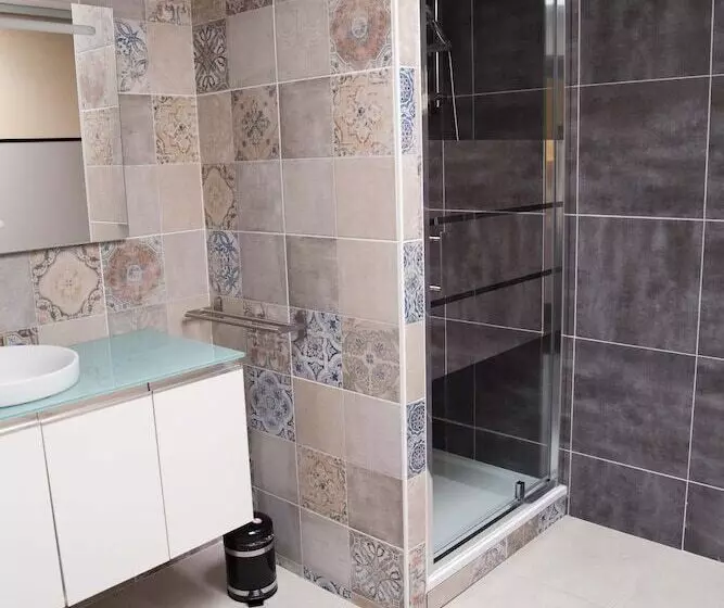 Appart Hôtel Chanzy / Angoulême