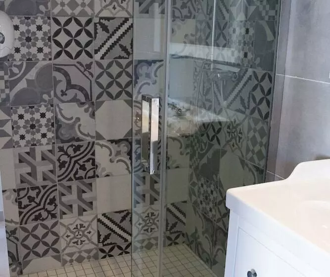 Appart Hôtel Chanzy / Angoulême