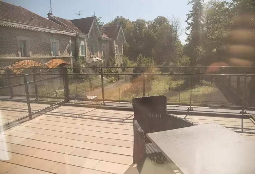 Appart Hôtel Chanzy / Angoulême