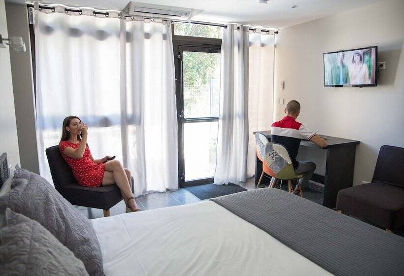 Appart Hôtel Chanzy / Angoulême