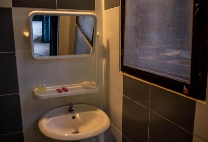 Beach Box Resort At Rimlay Rayong