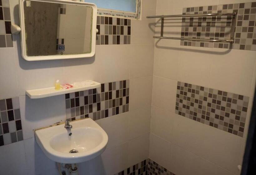 Beach Box Resort At Rimlay Rayong