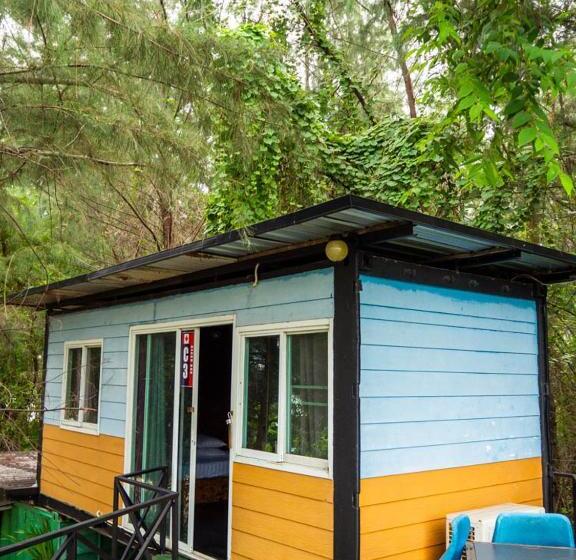 Beach Box Resort At Rimlay Rayong