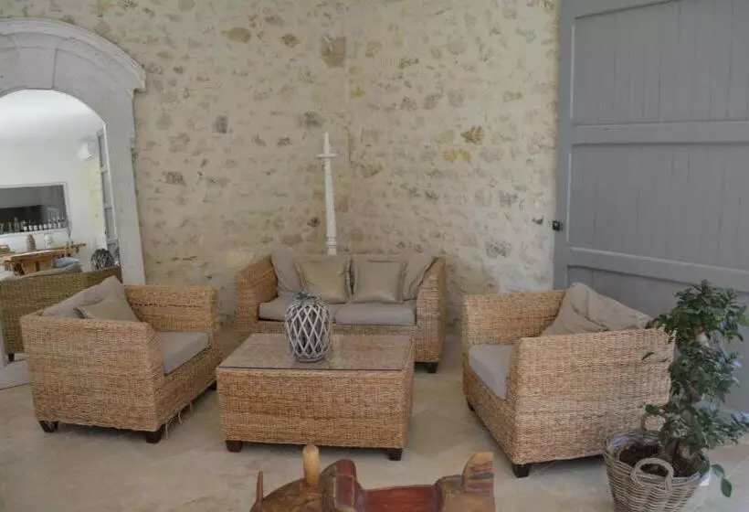 Aamiaismajoitus (B&B) La Cabanne