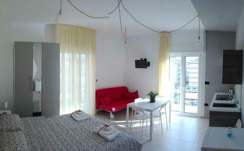 پانسیون Casa Zelia