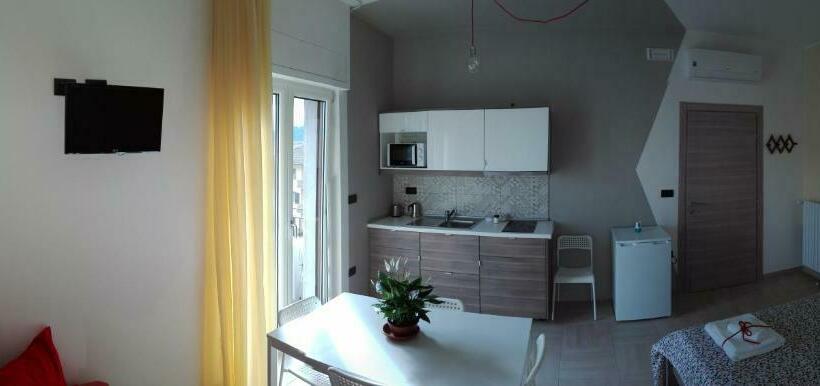 پانسیون Casa Zelia