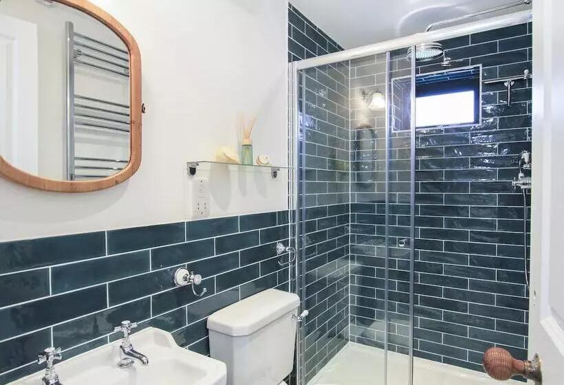 Retkeilymaja Sandy Mount House