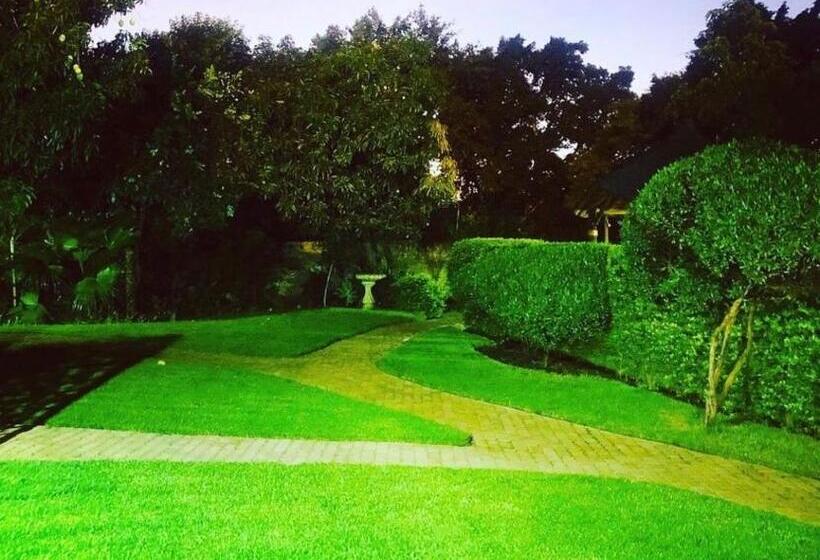 צימר Ankuweni Guest House