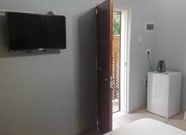 ベッドアンドブレックファースト Ankuweni Guest House