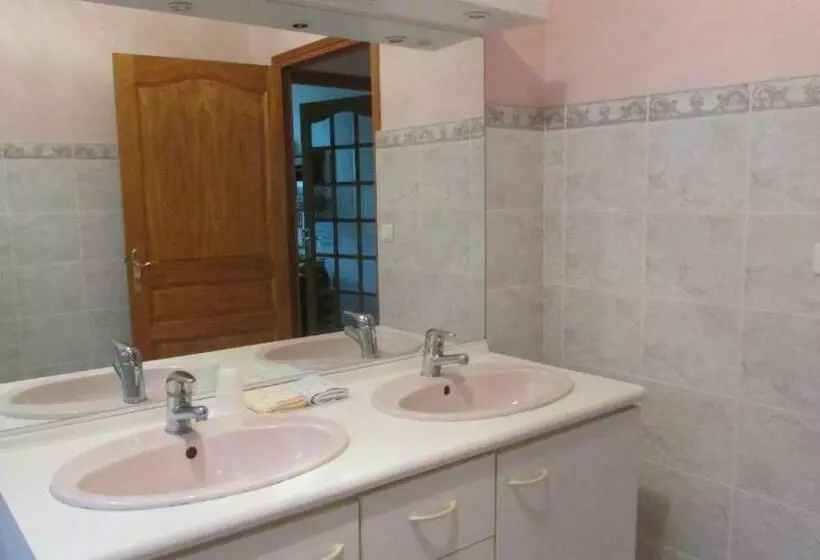 Aamiaismajoitus (B&B) La Vallee