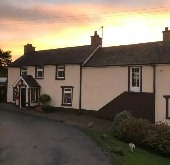 ベッドアンドブレックファースト Old Mill House