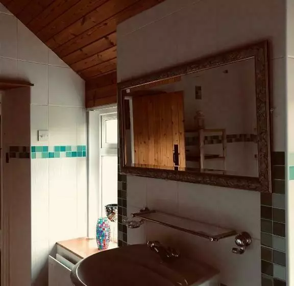 ベッドアンドブレックファースト Old Mill House