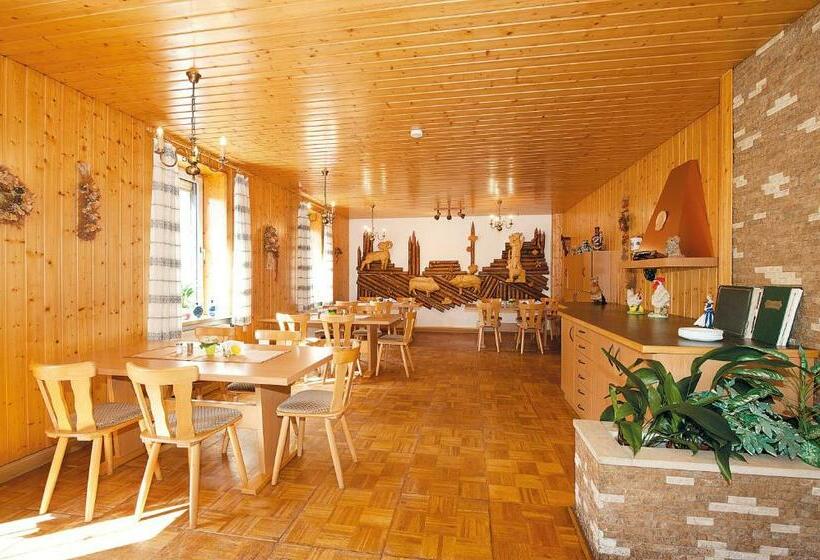 Отель Deutsches Haus