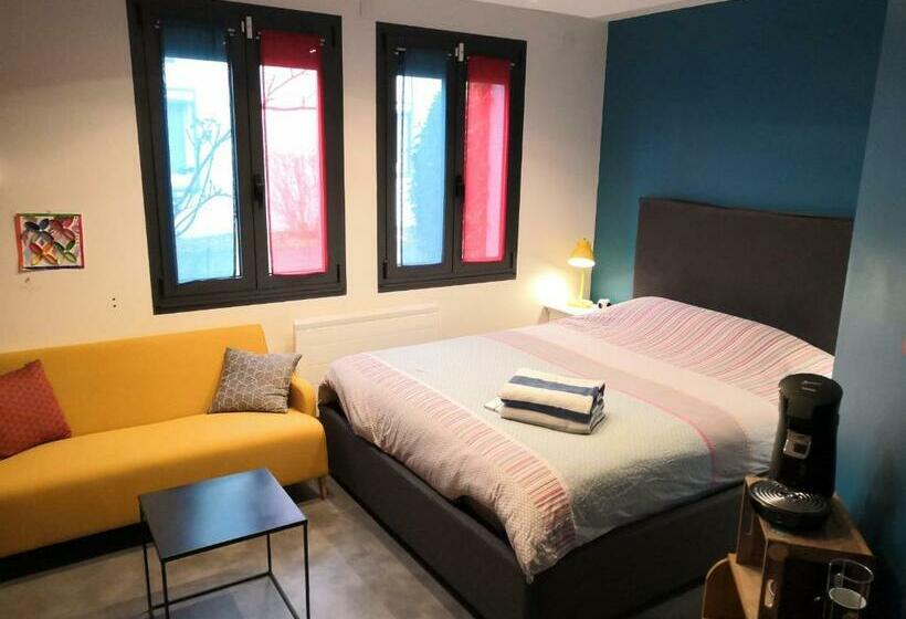 بنسيون Chambres D Hôtes Les Trois Loupiots