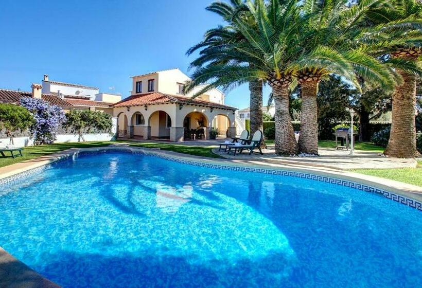 הוסטל Casa Segaria