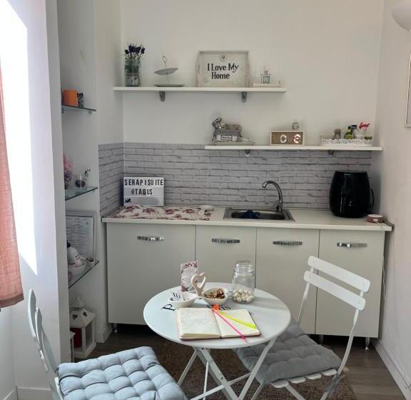 צימר Serapisuite