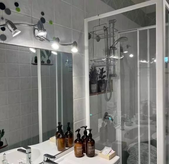 Aamiaismajoitus (B&B) Serapisuite