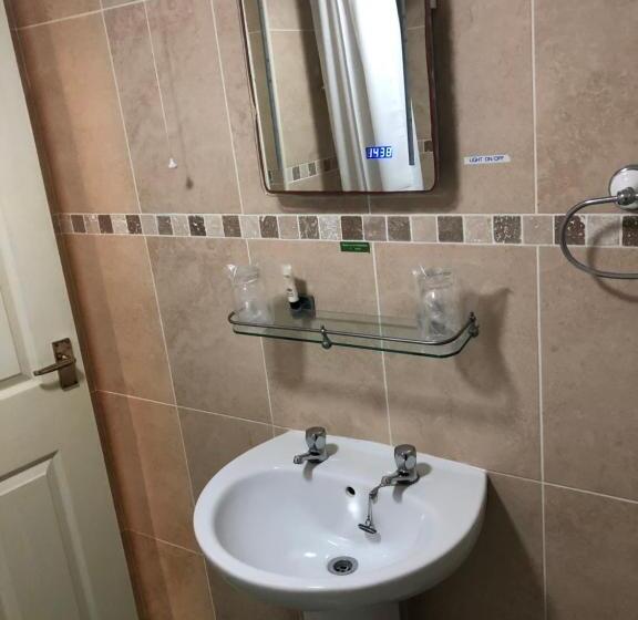 민박 The Magnet Tavern