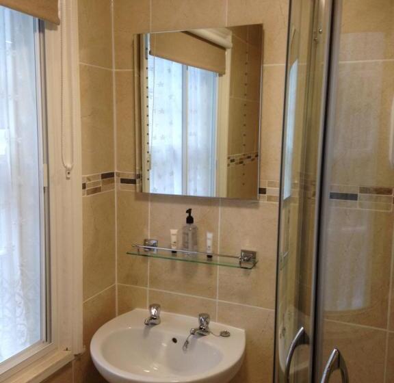 민박 The Magnet Tavern