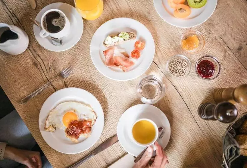 ペンション Gasthof Jaufensteg