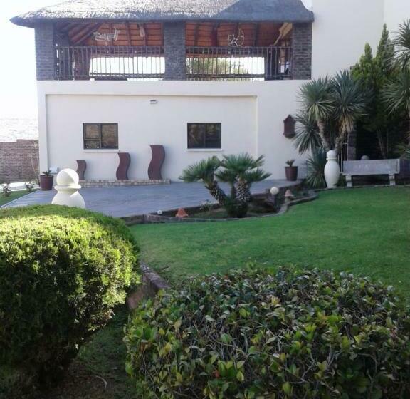 פנסיון Karoo View Guesthouse Cradock