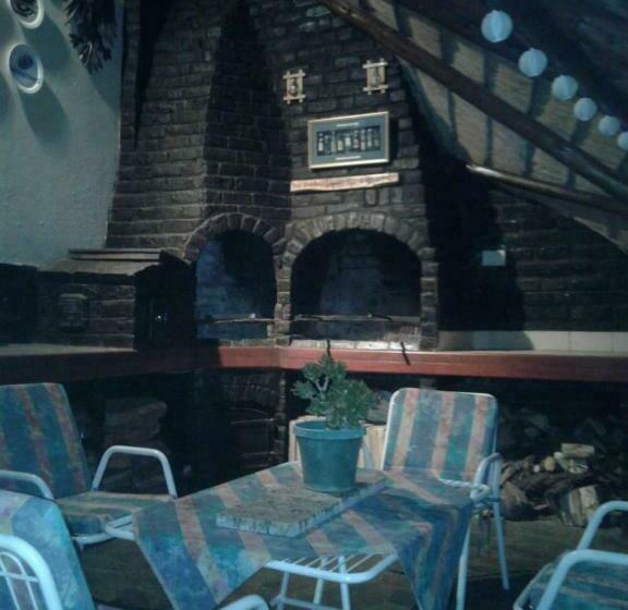 פנסיון Karoo View Guesthouse Cradock