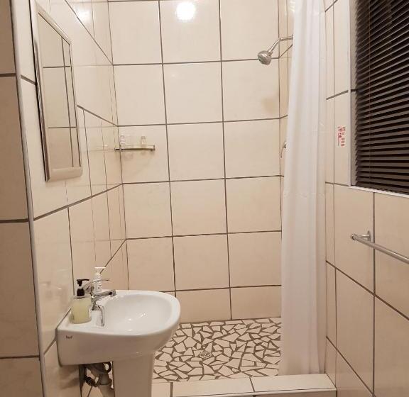 פנסיון Karoo View Guesthouse Cradock