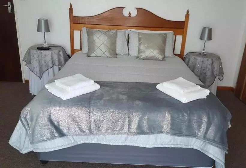 Majatalo Karoo View Guesthouse Cradock