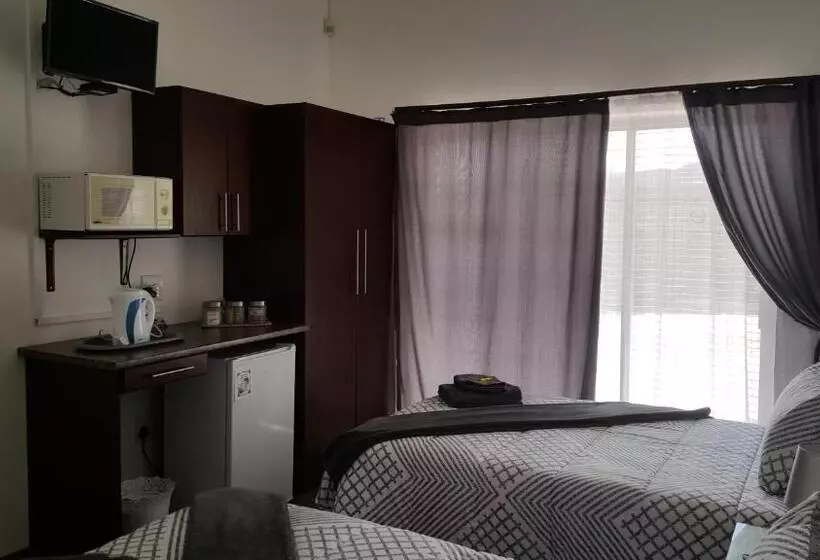 Majatalo Karoo View Guesthouse Cradock