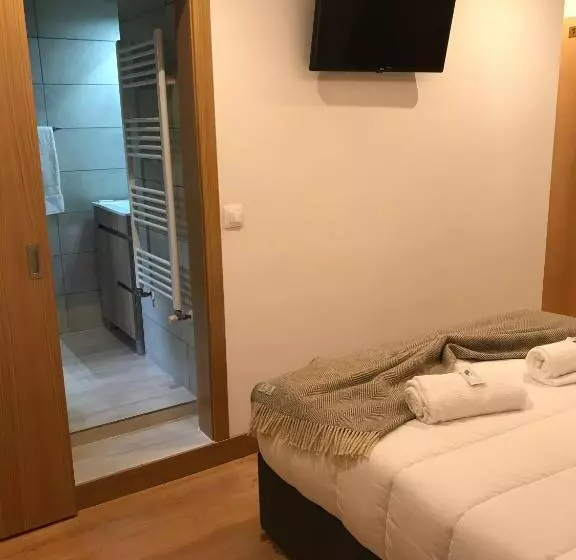 ユースホステル Alojamento De Montanha