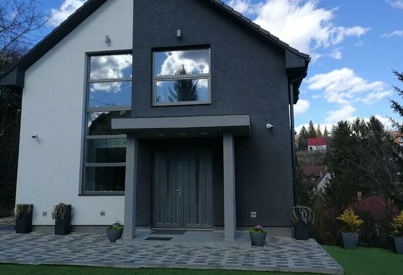 Aqua Solar Apartmanház