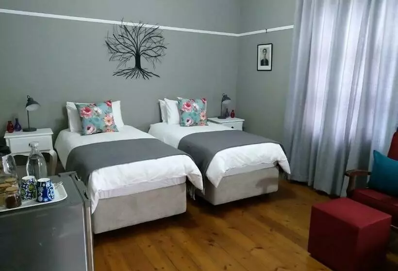 تختخواب و صبحانه Casa Mia