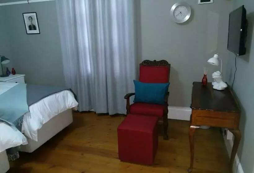 تختخواب و صبحانه Casa Mia