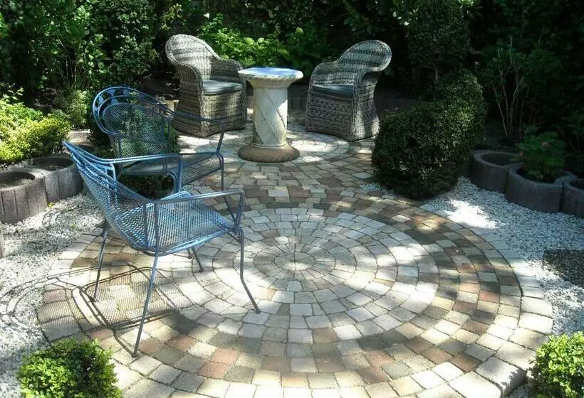 تختخواب و صبحانه Logies Het Tuinhuisje