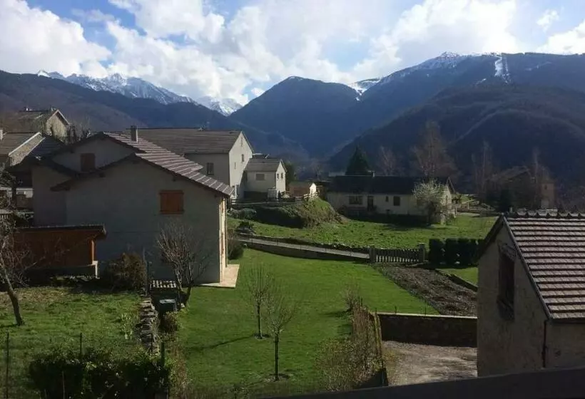 Aamiaismajoitus (B&B) Les Granges D Ignaux