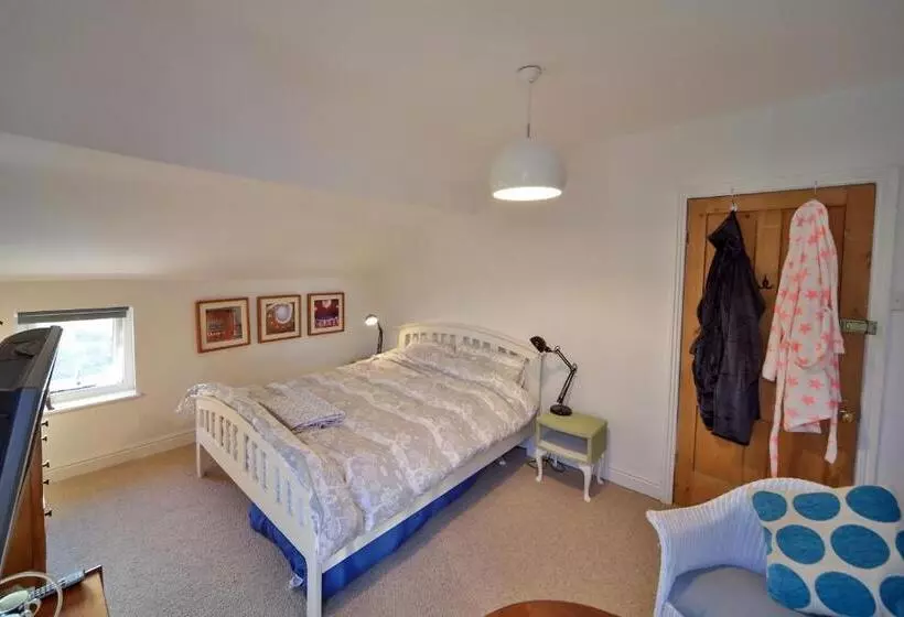 ベッドアンドブレックファースト The Green House Guest House