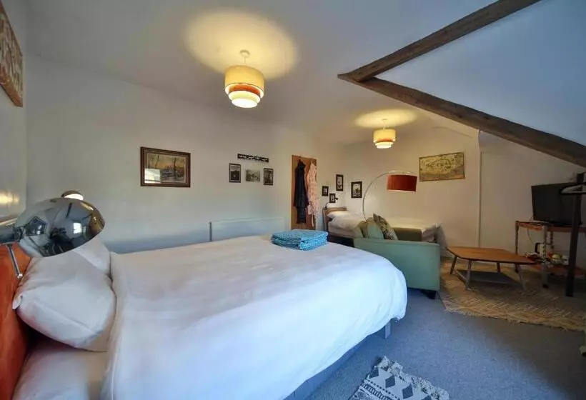 ベッドアンドブレックファースト The Green House Guest House