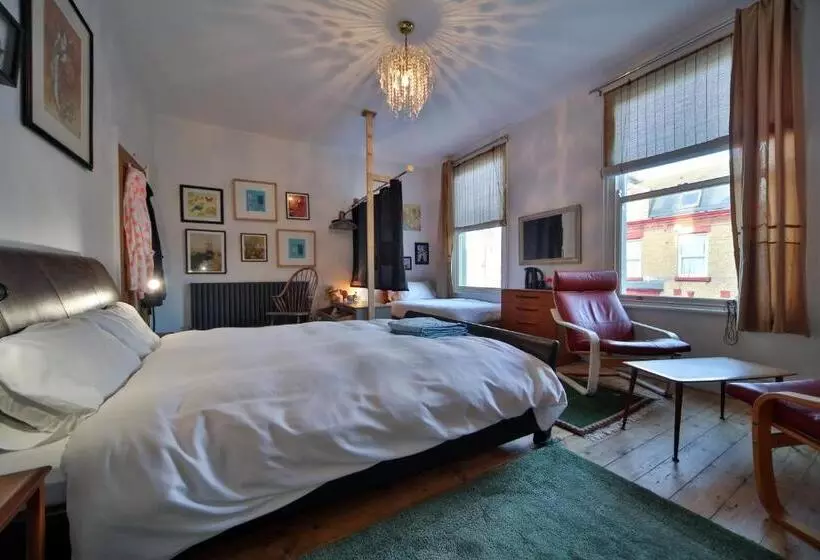 ベッドアンドブレックファースト The Green House Guest House