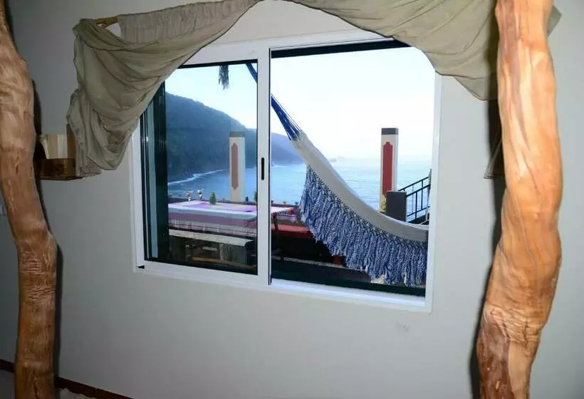 ペンション Janela Para O Atlântico