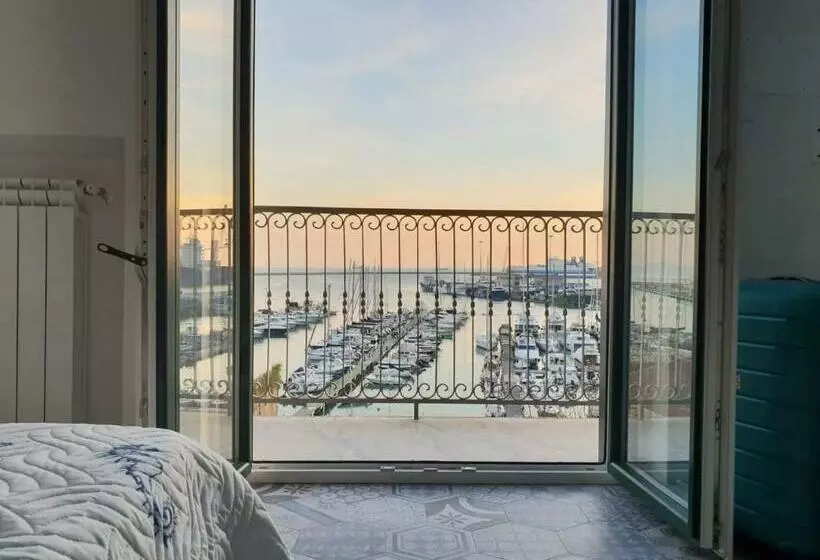 پانسیون Nereidi Suites