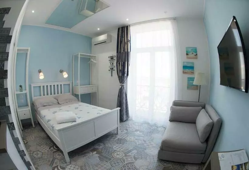 پانسیون Nereidi Suites