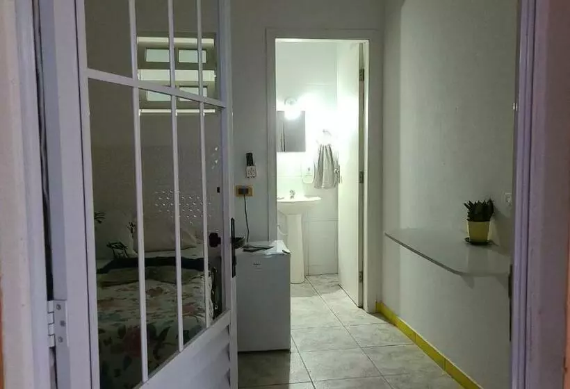 Majatalo Pousada Shiva São Sebastião 200mts Da Praia