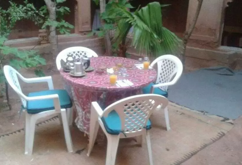 Riad Berbère Boutaghrar