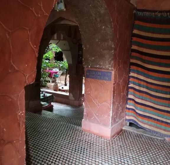 Riad Berbère Boutaghrar