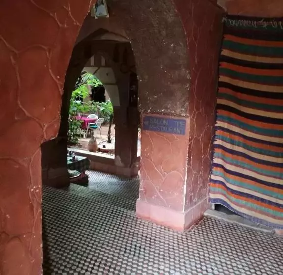 Riad Berbère Boutaghrar