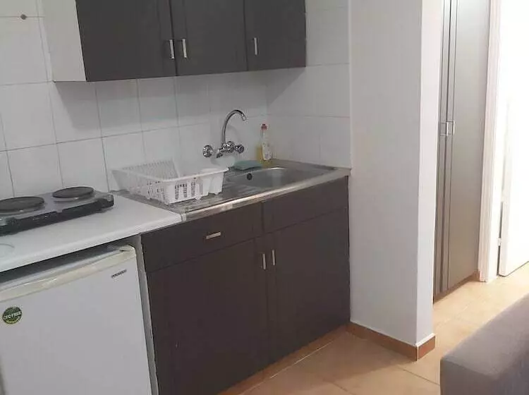 A Maos Hotel Apartments