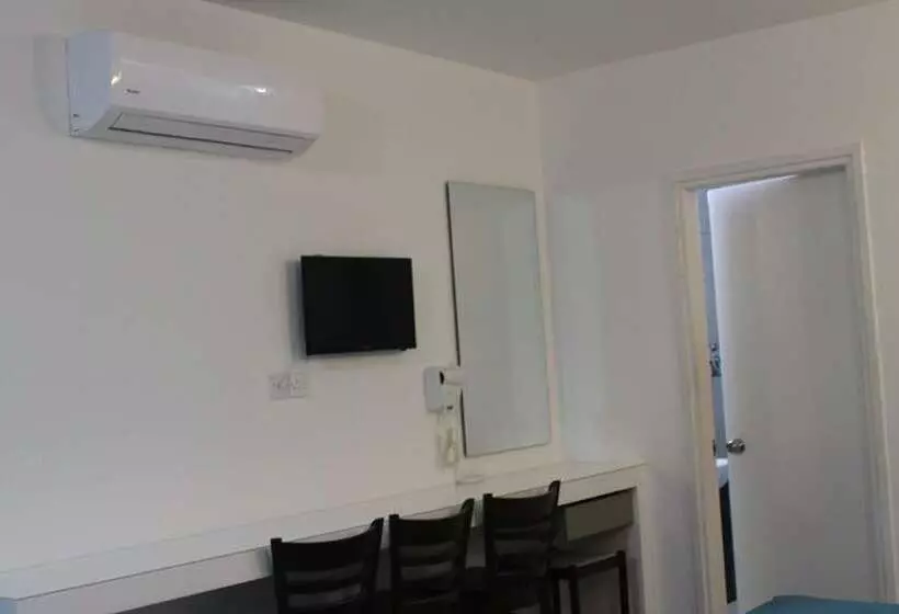 A Maos Hotel Apartments