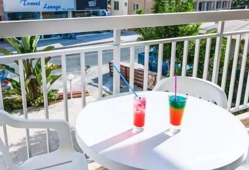 A Maos Hotel Apartments