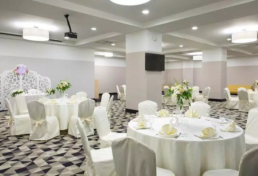 Azimut Hotel Astrakhan